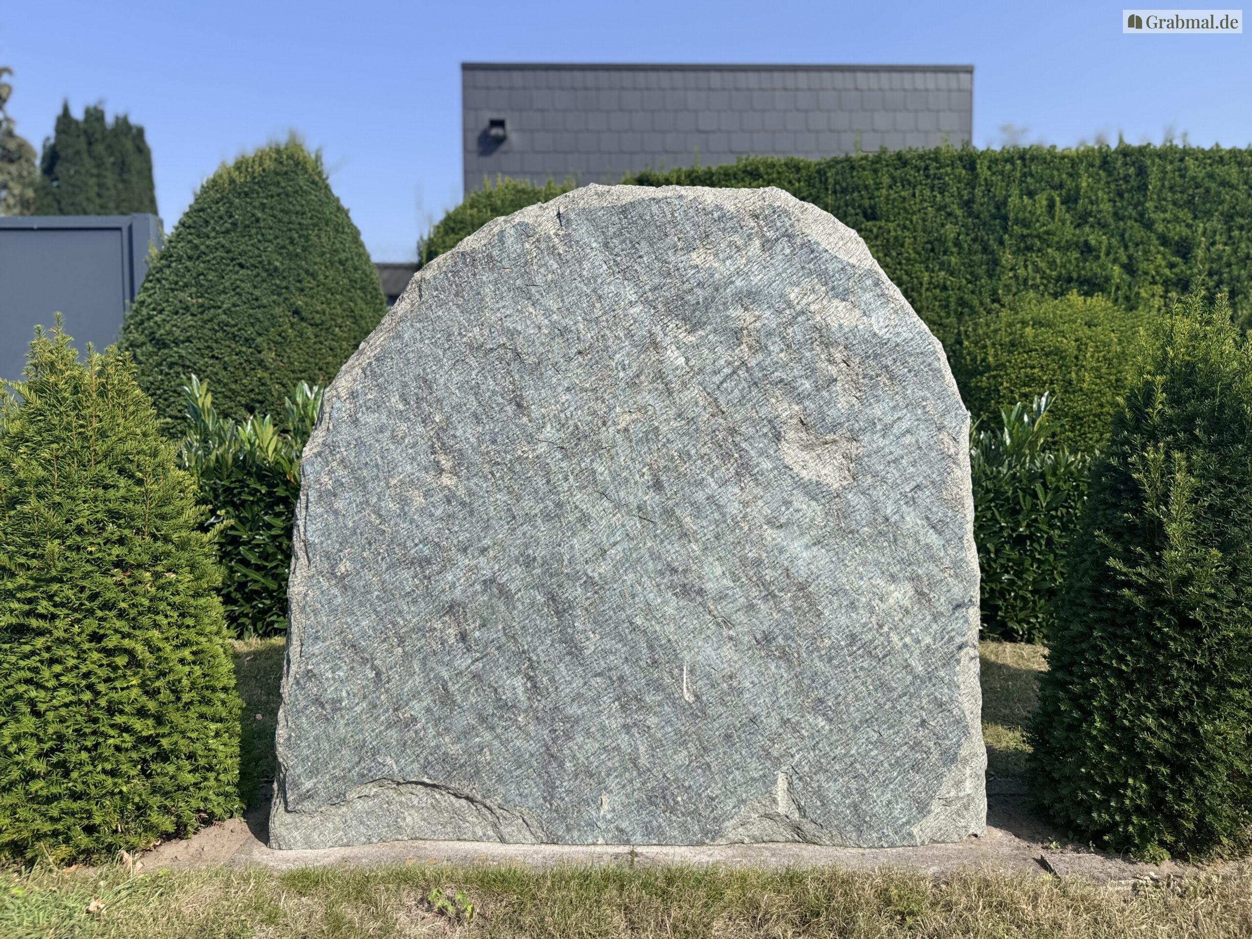 Grabstein Felsen 0725 – Bild 3