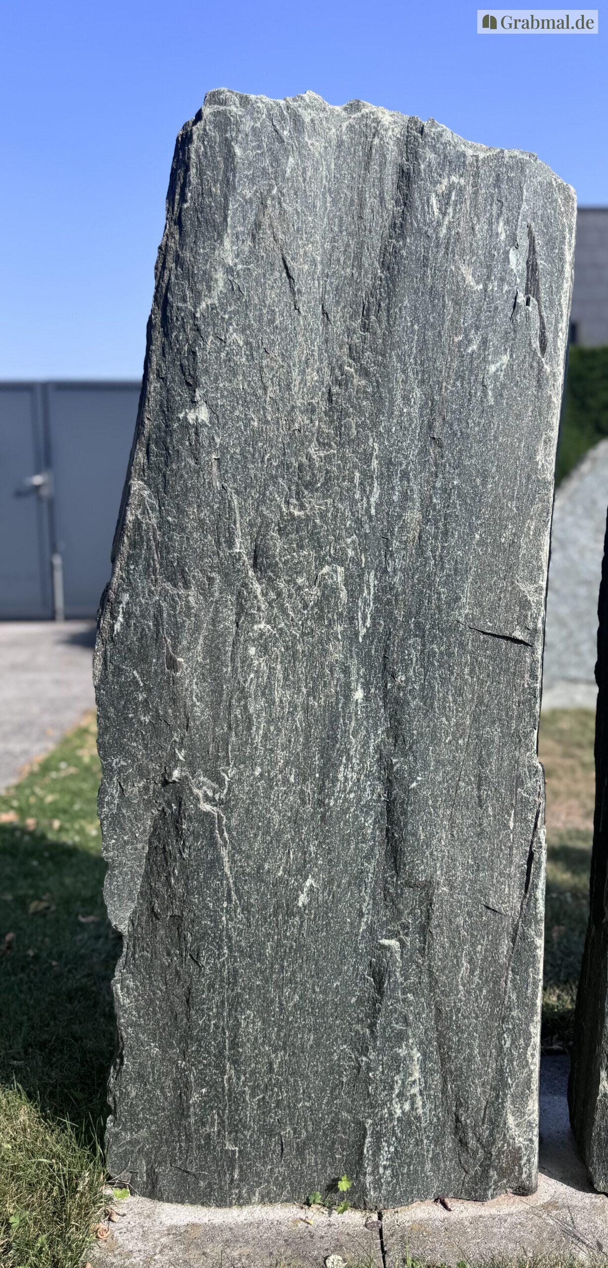 Grabstein Felsen 1104 – Bild 3