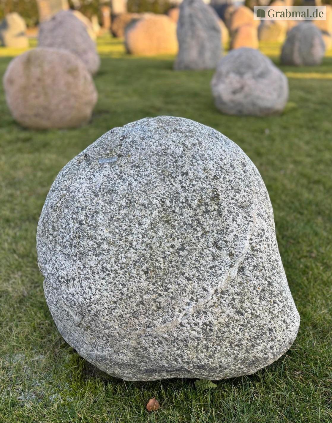 Grabstein Findling 1197