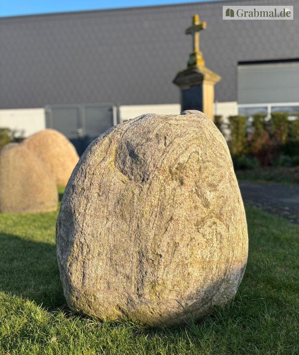 Grabstein Findling 0397