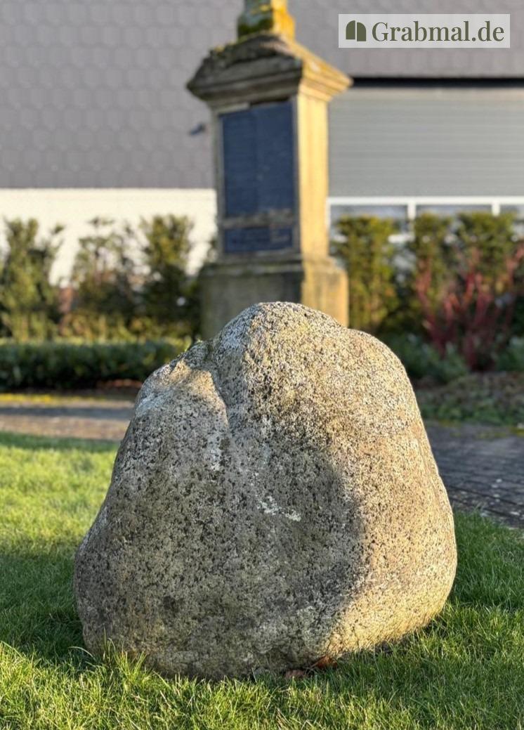 Grabstein Findling 0880