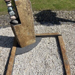Grabstein Urnenanlage Felsen 1420