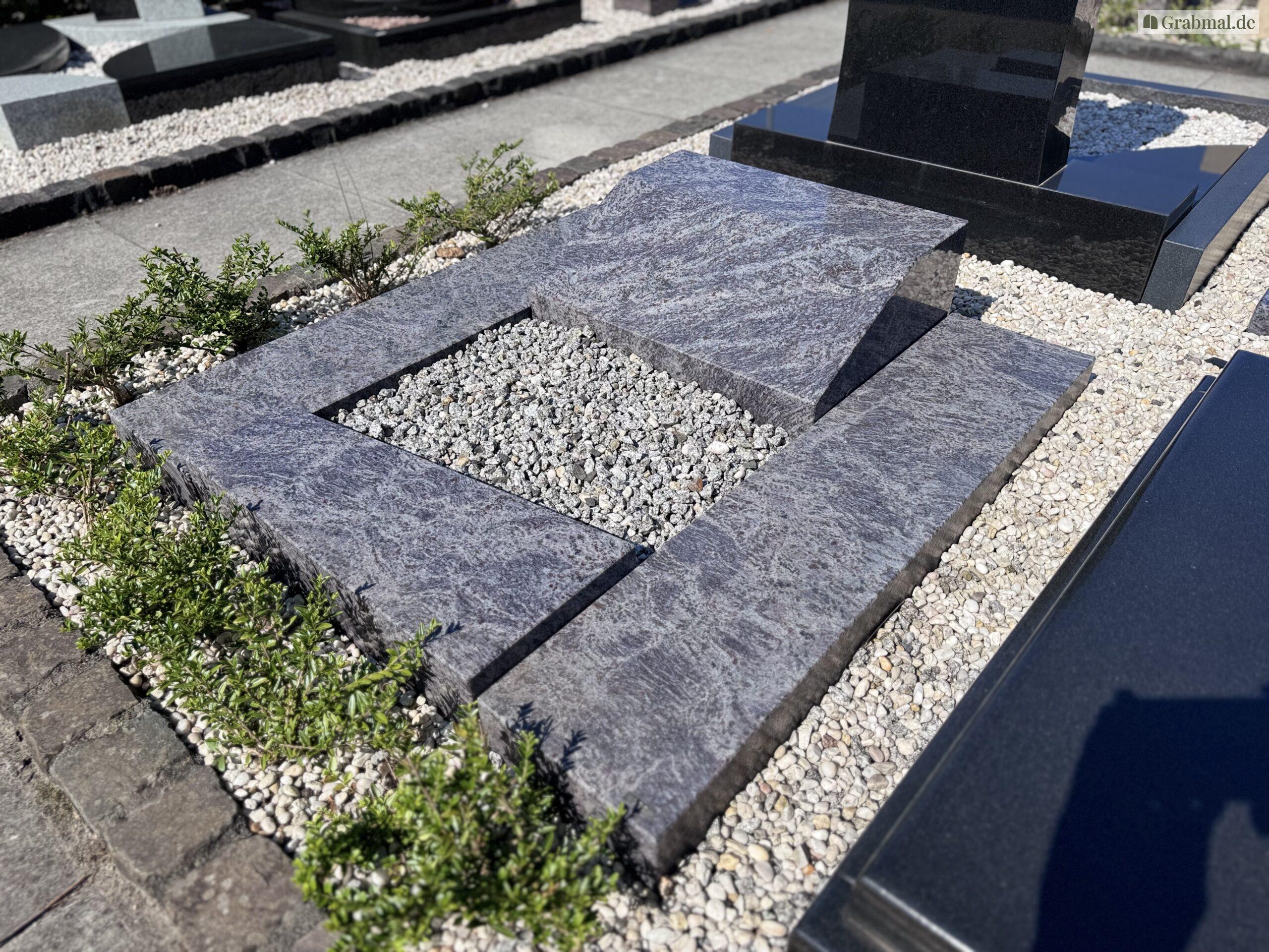Grabstein Urnenanlage 0106