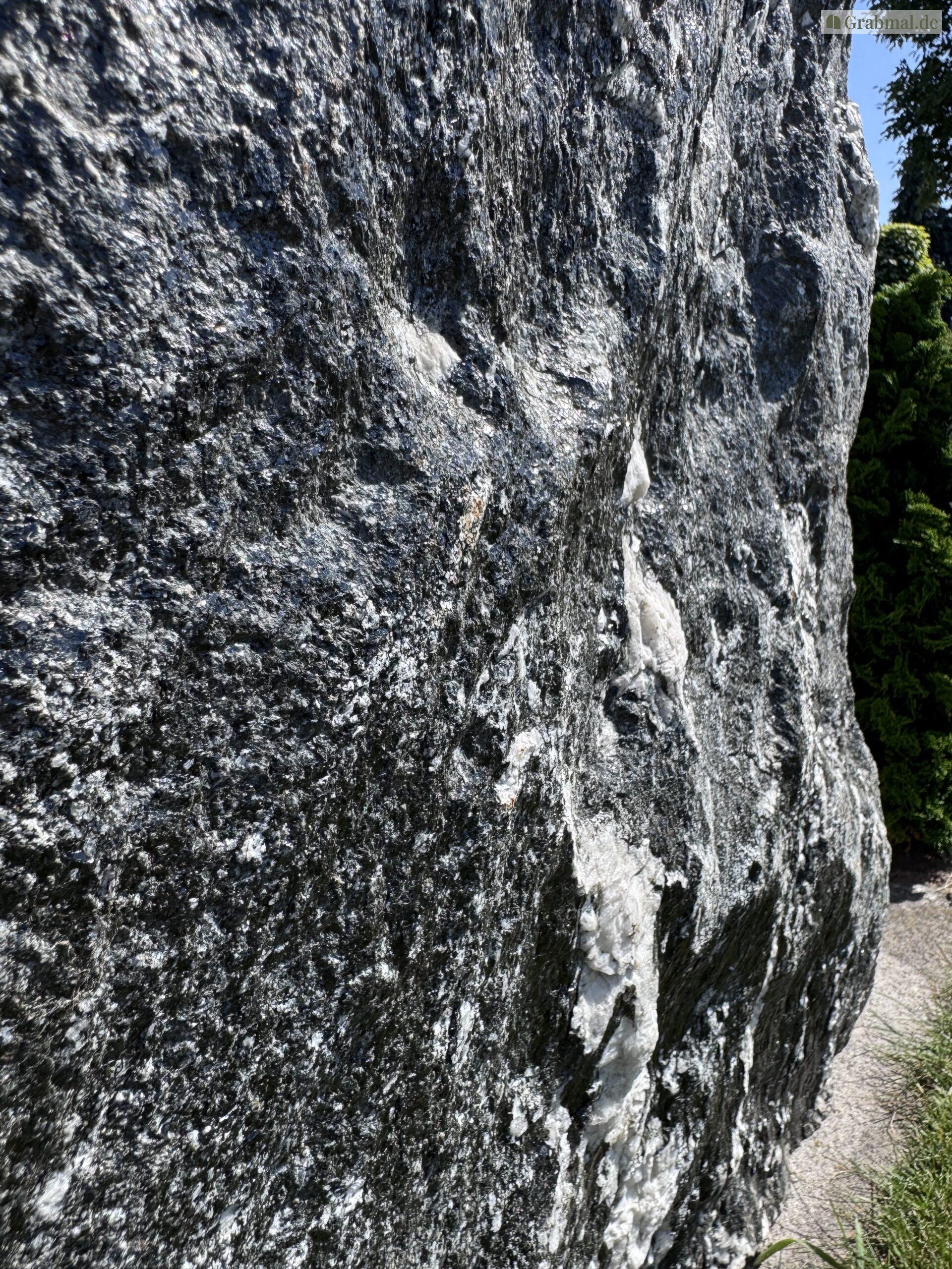 Grabstein Felsen 0762 – Bild 6